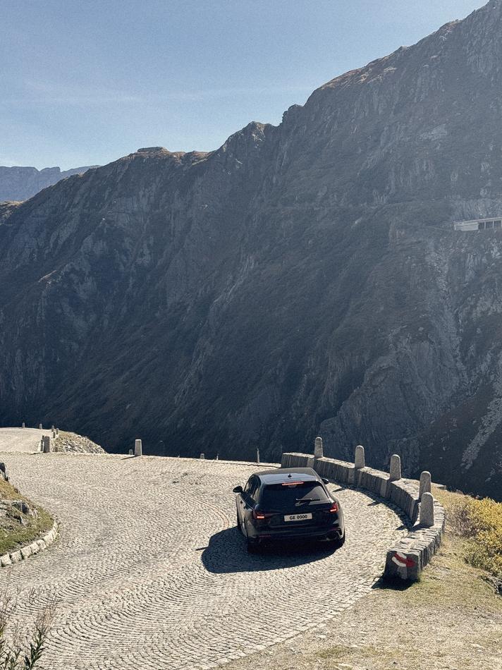 Sur les routes des Alpes
