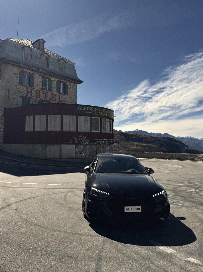 Sur les routes des Alpes