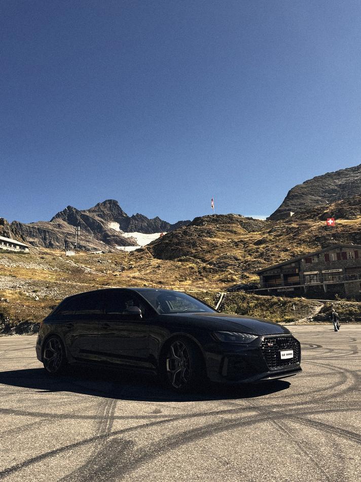 Sur les routes des Alpes
