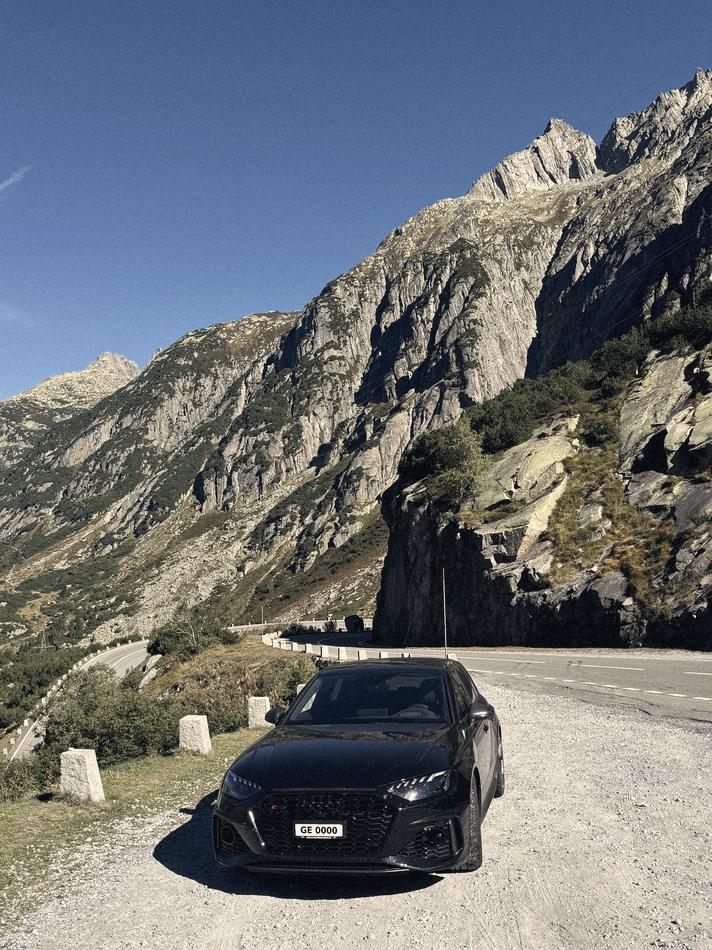Sur les routes des Alpes