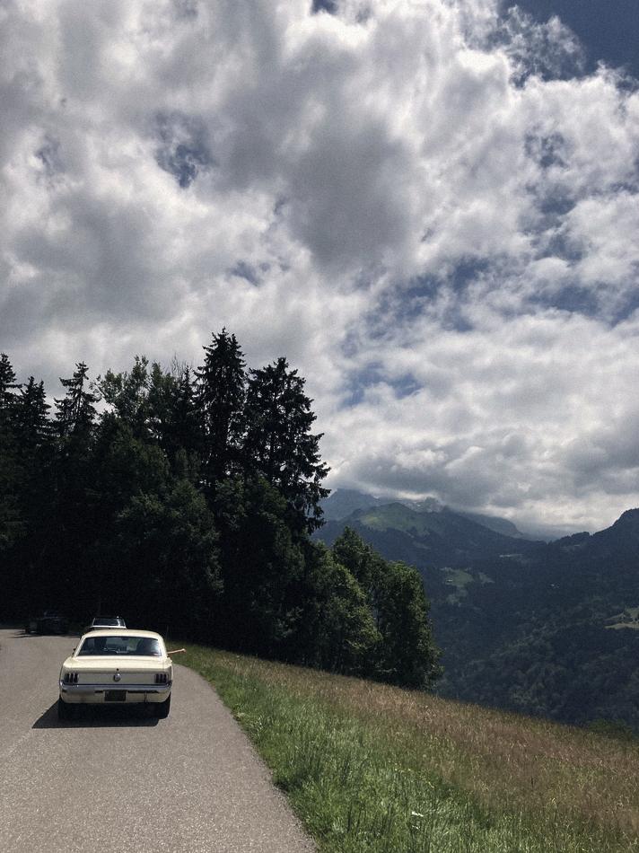 Sur les routes des Alpes